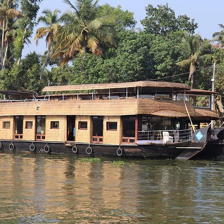 Friends Cruise, Nightstay Houseboat Alappuzha المظهر الخارجي الصورة