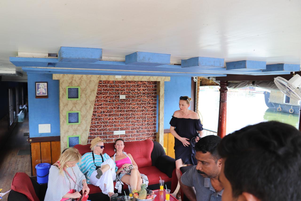 Friends Cruise, Nightstay Houseboat Alappuzha المظهر الخارجي الصورة