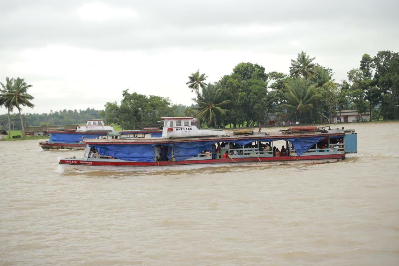 Friends Cruise, Nightstay Houseboat Alappuzha المظهر الخارجي الصورة